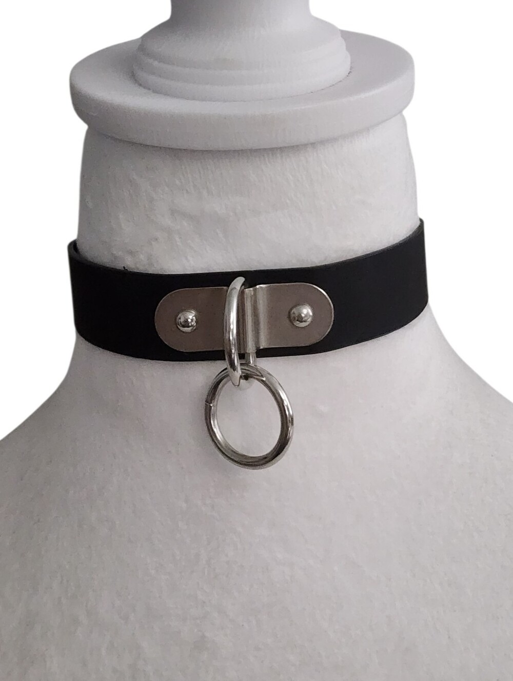 Black O-Ring Choker Necklace